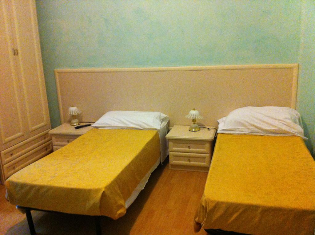 White House Motel Cerveteri Ruang foto